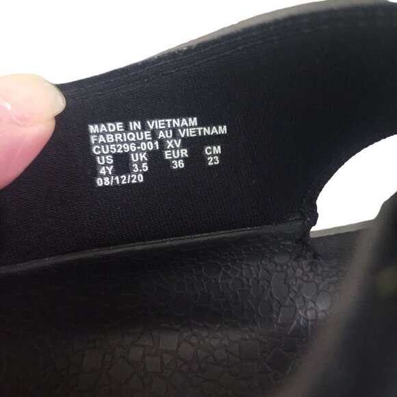 NIKE Playscape GS Sandals Unisex Youth Black 4Y - Picture 10 of 10